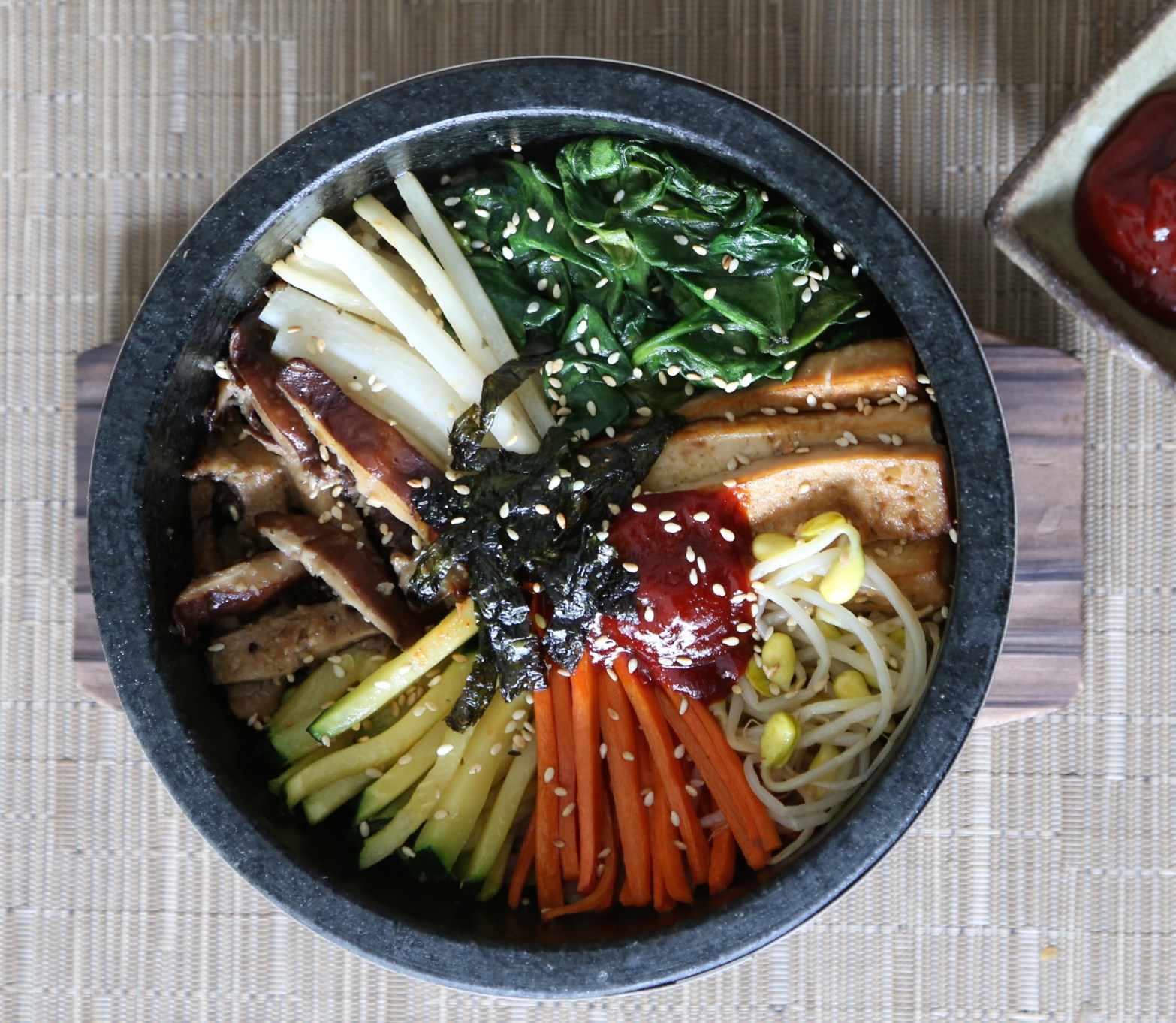 dolsot bibimbap