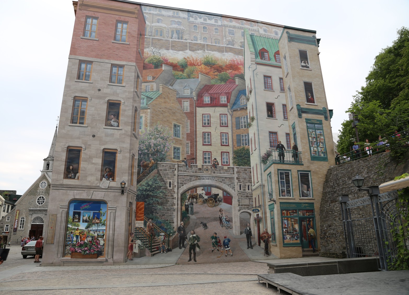 Trompe-l'oeil mural at Place Royale